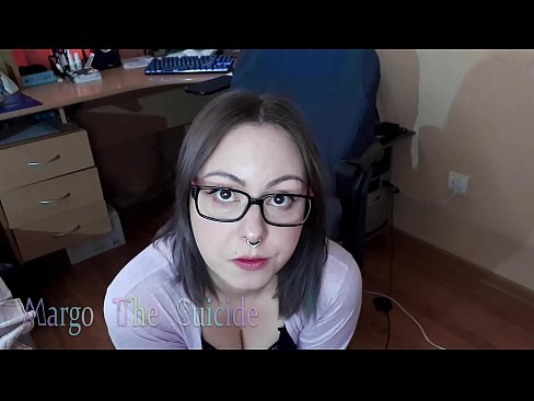 ❤️ Noia sexy amb ulleres xucla un consolador profundament davant la càmera ❤ Vídeo de merda  al ca.aircoolershop.top ❌❤