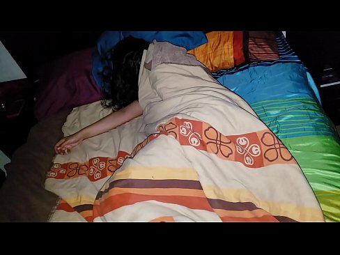 ❤️ El fillastre renya la seva jove madrastra mentre dorm. ❤ Vídeo de merda  al ca.aircoolershop.top ❌❤